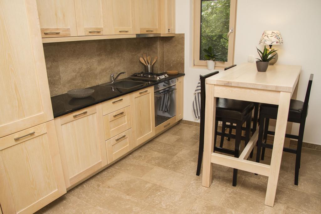 Apartments Brezanin ซูโตมอเร ภายนอก รูปภาพ